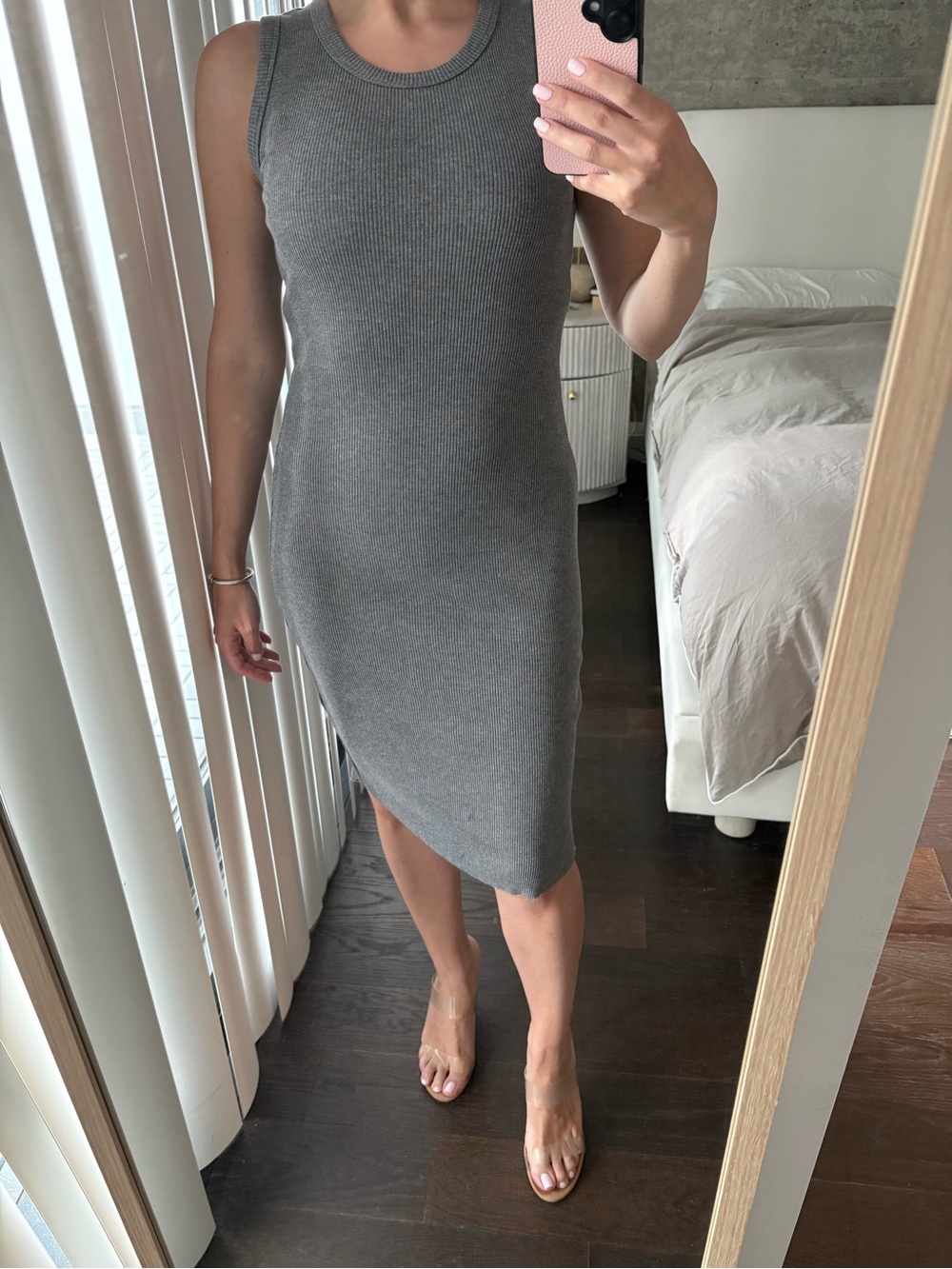 ARITZIA Wilfred Free Grey Ribbed Tank MIDI Dress with raw hem - size XS like new
